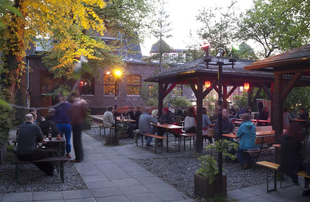 Subraum Hostel Rostock Esterno foto
