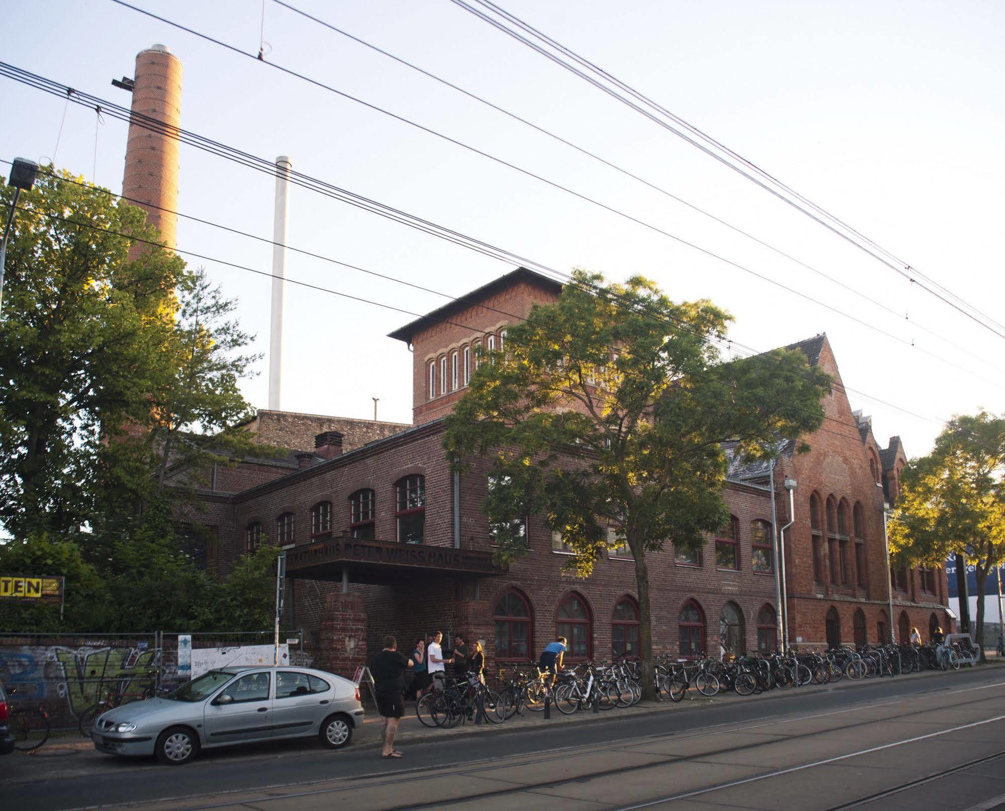 Subraum Hostel Rostock Esterno foto